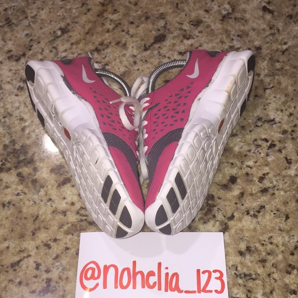 Nike Women’s Free Run Shoes - Picture 4 of 8